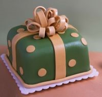 کیک تولد دخترانه هدیه 2