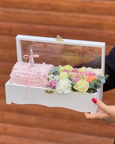 کیک تولد و گل برای تولد پسرم