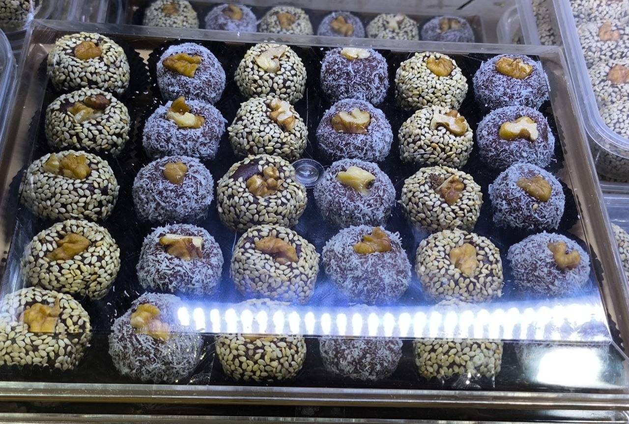 ترافل خرما گردویی