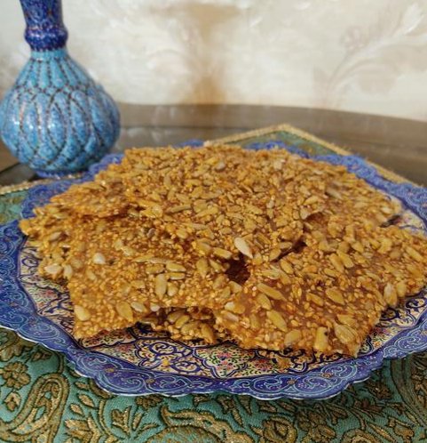پولکی سوهان کنجدی فله ای پر مغز 500 گرمی