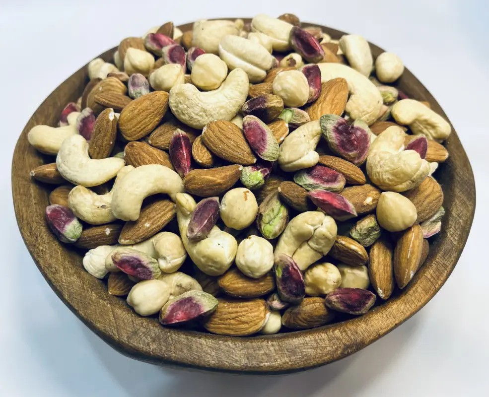 آجیل چهار (۴) مغز لوکس خام