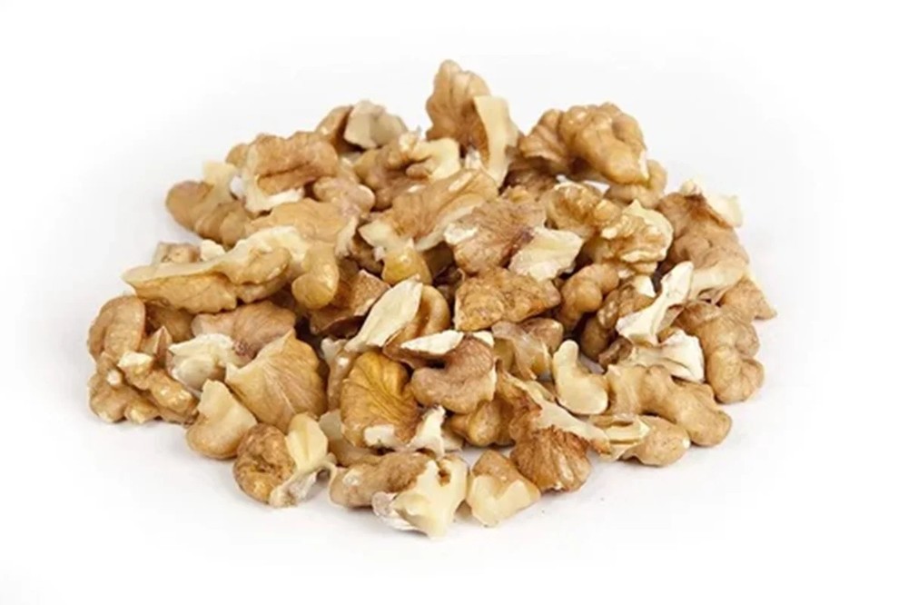 مغز گردو دندانه