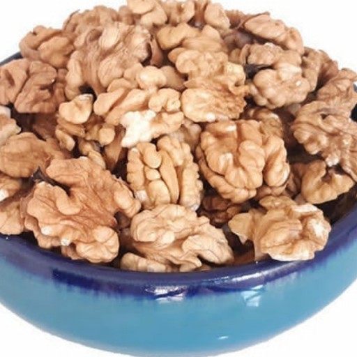 مغز گردو صبحانه( گردوی بلغارستان)