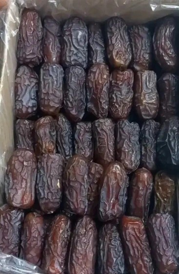 خرما پیارم ممتاز ۳ کیلوگرم