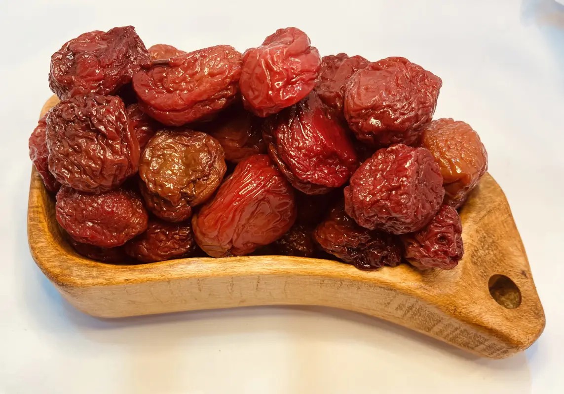 آلو شابلون قرمز ترش ۲۵۰ گرمی با بالا ترین کیفیت