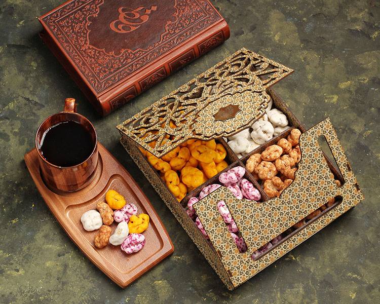 نقل کادویی 4 میکس (یک کیلویی)