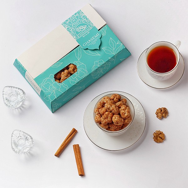 نقل گردویی دارچینی