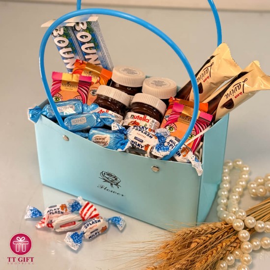 Dara Chocolate Box