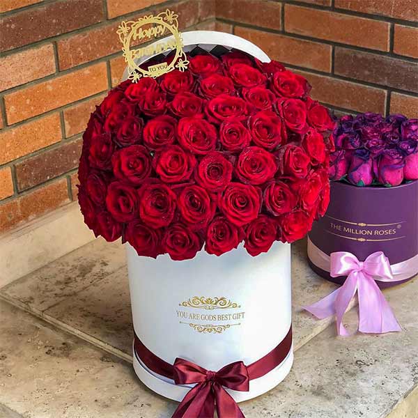 باکس گل رز 60 شاخه قرمز مدل 1606