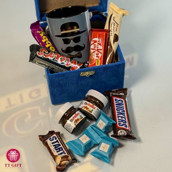 Mahyar Economic Mug and Chocolate Gift Package