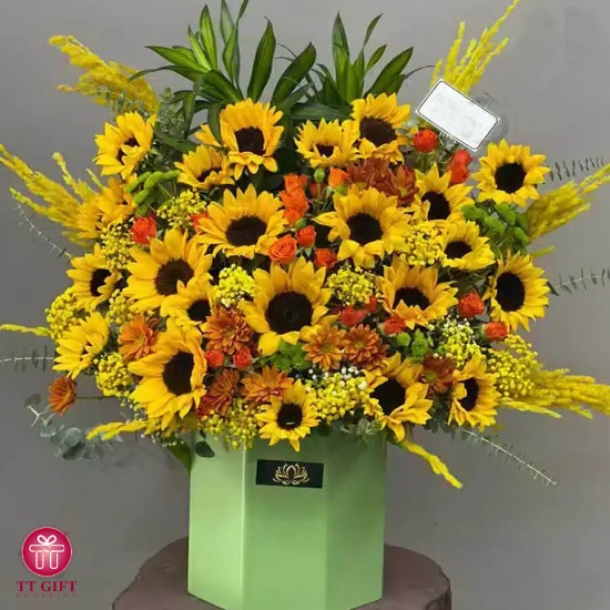 Shayesteh Sunflower and Orange Miniature Rose Flower Box