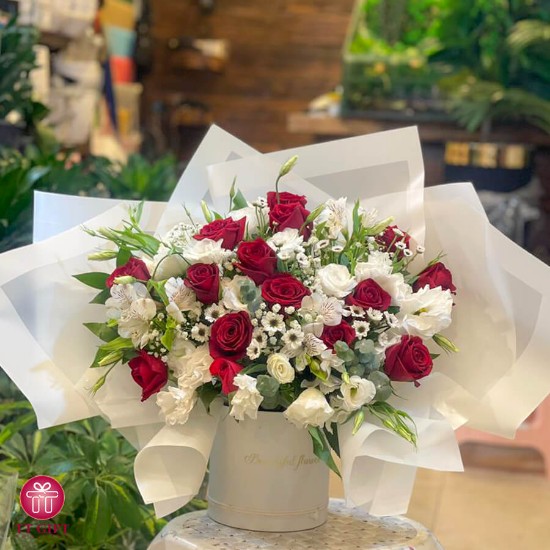 Sarina Red Rose Flower Box