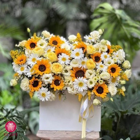 Melorin Sunflower, Rose and Chrysanthemum Flower Box