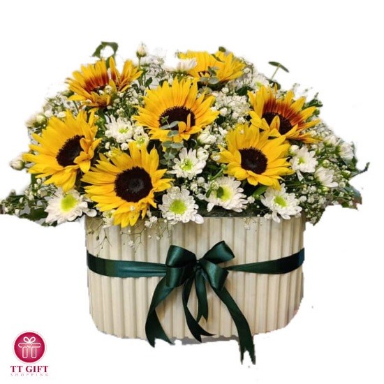 Sana Sunflower and White Chrysanthemum Flower Box