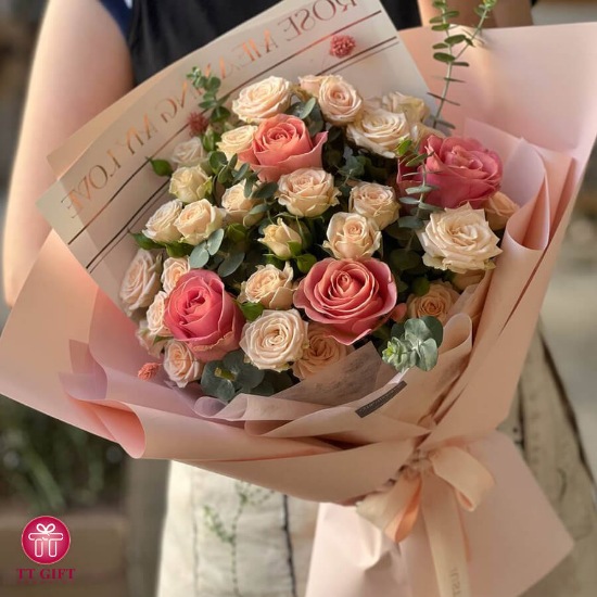 Mahla Pink Rose Flower Bouquet