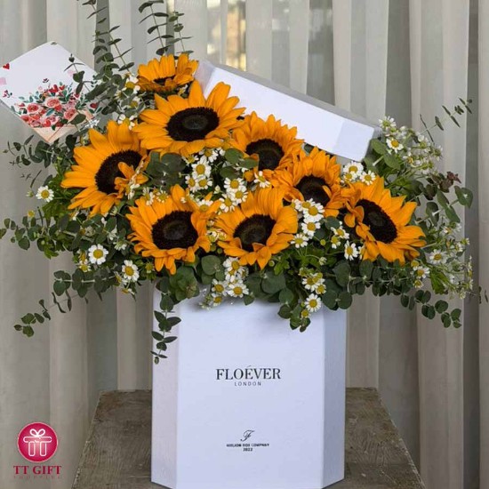 Sormeh Economic Sunflower Flower Box for Birthday