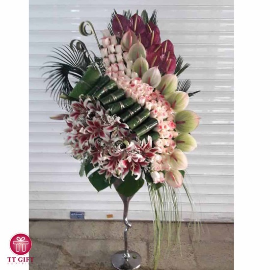 Sepinoud Luxury Anthurium Rose and Lilium Flower Cup