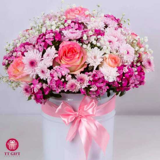 Arusha Pink Chrysanthemum and Rose Flower Box