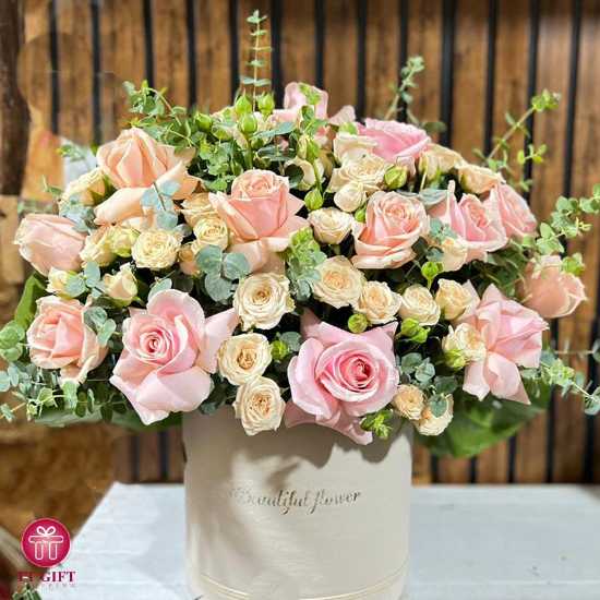Larisa Pink Rose Flower Box