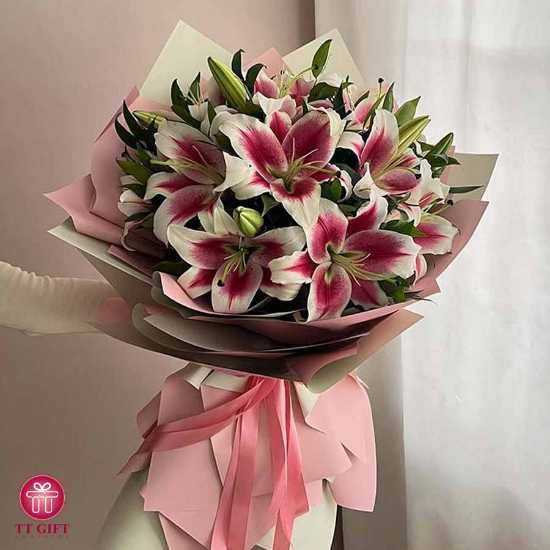 Solaleh Pink Oriental Lily Flower Bouquet for Birthday