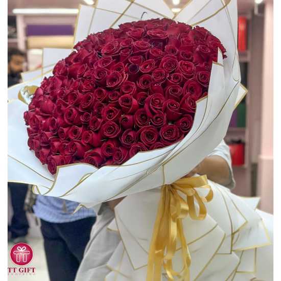 Diana Luxury Red Rose Flower Bouquet