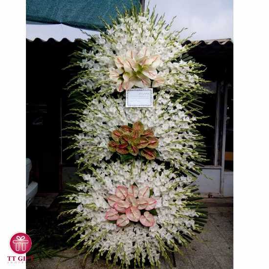 Zomorod Three-tiered of Gladiolus and Anthurium Wreath Flower for Funerals