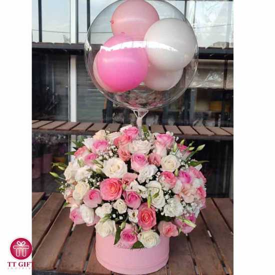 Behnia Pink and White Rose with Balloons Flower Box