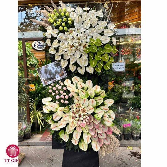 Marjan Luxury Two-tiered Anthurium Wreath Flower for Condolences