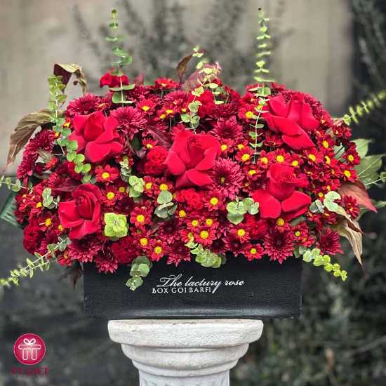 Hananeh Economic Red Rose and Chrysanthemum Flower Box