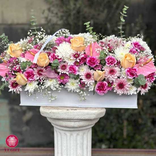 Niloufar Economic Rose Anthurium and Chrysanthemum Flower Box