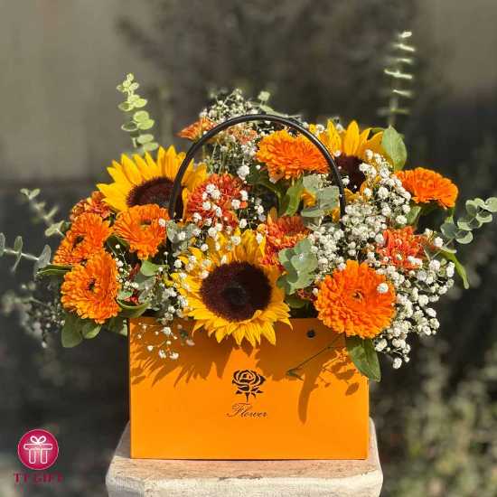 Khorshid Economic Sunflower and Orange Chrysanthemum Flower Box