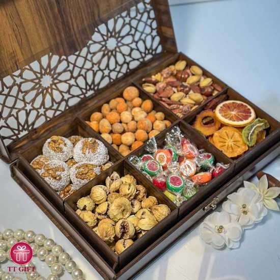 Yalda night nuts and dried fruit box