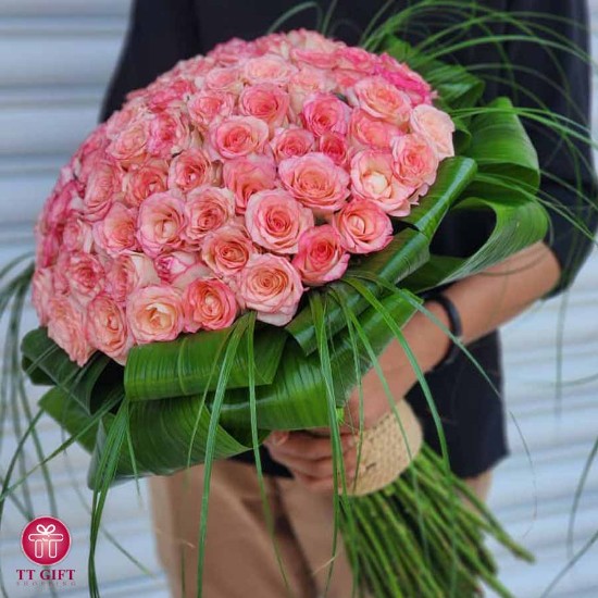 Mahshad Long Stem Pink Rose Flower Bouquet