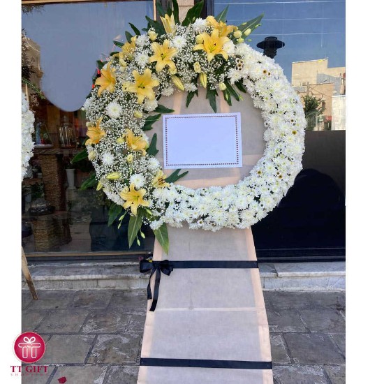 Sheida Chrysanthemum and Oriental Ring Wreath Flower