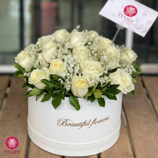Atlas White Rose and Gypsophila Flower Box