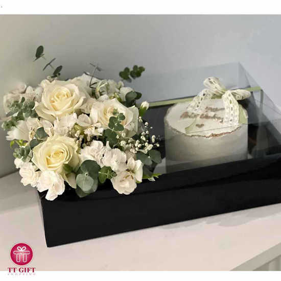 Larisa Flower and Cake Package