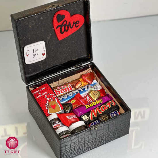 Katrine Chocolate Box