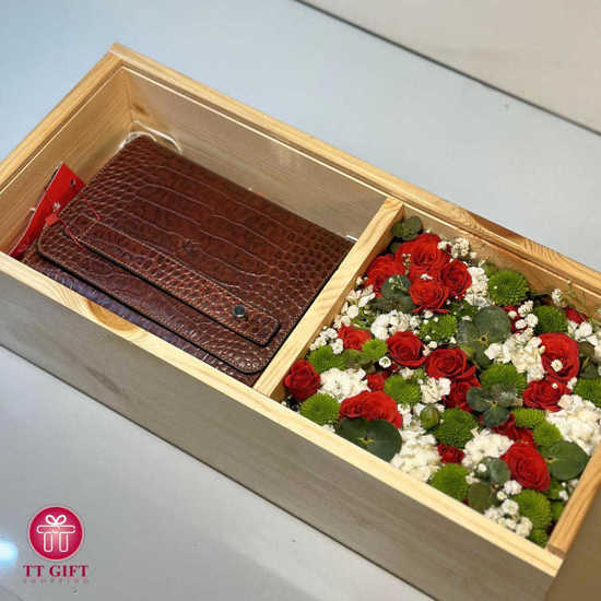 Men's gift box (flower + leather bag)