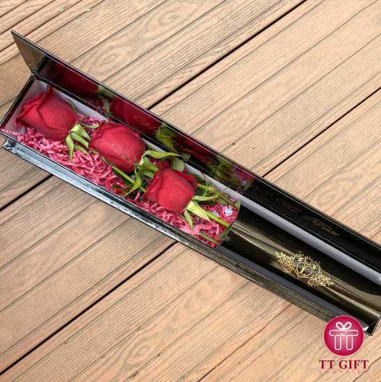 Economic Rectangular Red Rose Flower Box