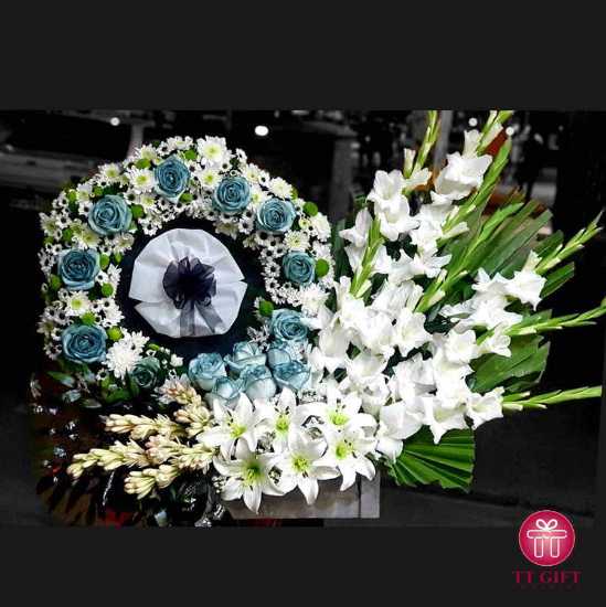 Uranus Funeral Flower Basket