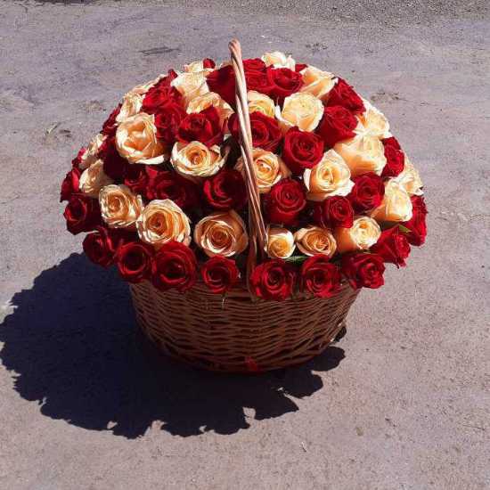 Aylin Amber and Red Rose Flower Basket for the Opening
