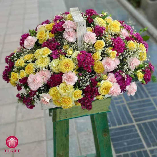Hosna Miniature Rose and Carnation Flower Box for Birthday