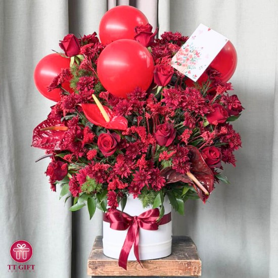 Yekta Red Rose and Anthurium Flower Box with Balloons for Birthday