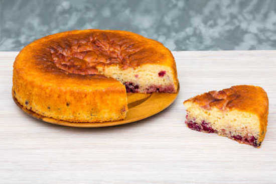 Khoone Cherry cake (Tehran)