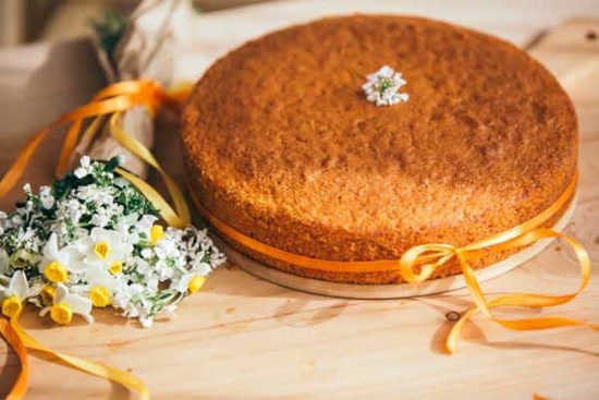 Khoone Carrot cake