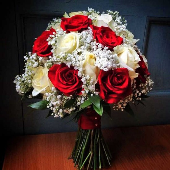 Gilda Red and White Rose and Gypsophila Flower Bouquet for Birthday
