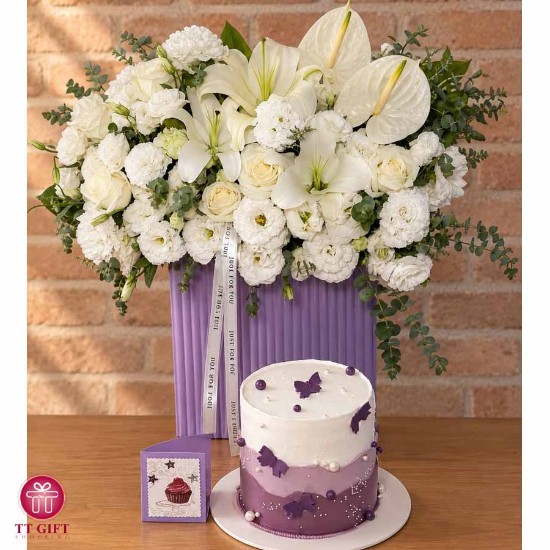 Banafsheh cake and flower box package
