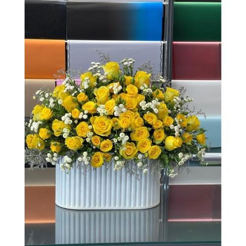 باکس گل رز زرد برای تولد 6368