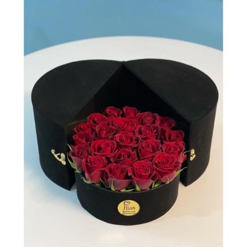 باکس گل رز تولد برای استاد زبان 6108