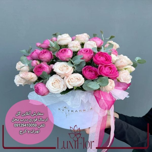 باکس گل رز صورتی و سفید کد 1073| لوکسی فلور